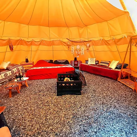 Teepee Camp Lounky * Chodouny