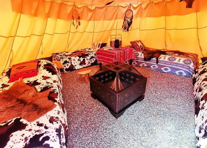 Campingplatz Teepee Camp Lounky